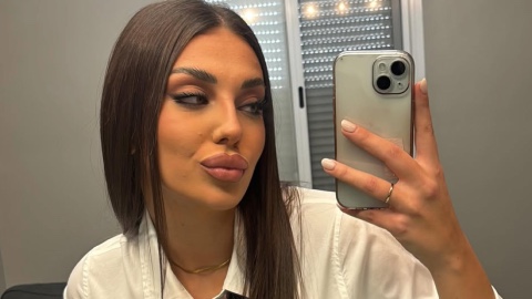 Uomini e Donne, Elisa Leonardi infastidita da un commento su Martina De Ioannon: la replica piccata