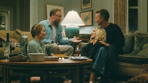 The Invite: un nuovo trailer della piccante commedia A24 con Olivia Wilde, Seth Rogen, Ed Norton e Penelope Cruz.
