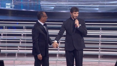 Sanremo 2027, Stefano De Martino conferma ufficialmente le date del Festival (VIDEO)