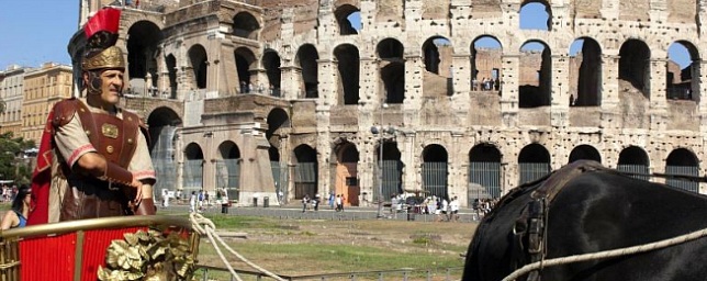 Benur - un gladiatore in affitto: la nostra recensione