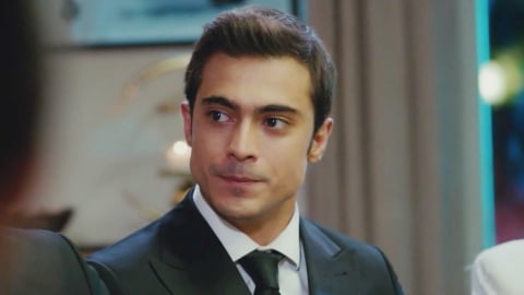 Forbidden Fruit: Com'è diventato Yigit? Ecco l'attore Dogac Yildiz oggi [FOTO]