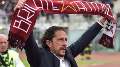 Igor. L'eroe romantico del calcio: per ricordare Igor Protti, morto questa notte, a Livorno e Bari verrà proiettato il film