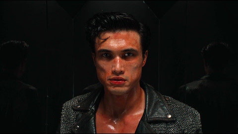 Benvenuti sul pianeta NWR: ecco il teaser trailer italiano di Her Private Hell