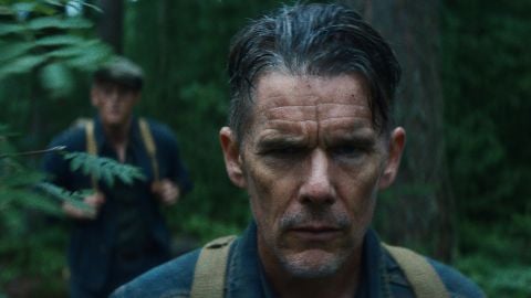 Ethan Hawke e Russell Crowe, una prigione e un carico d'oro: ecco il trailer di The Weight