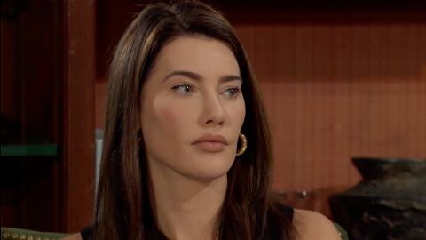 Beautiful anticipazioni 4 luglio 2026: Steffy fa una supplica a Ridge, è vitale