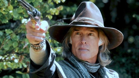 Tex McKenzie: Ronn Moss cavaliere solitario nel teaser in anteprima esclusiva del western che segna il suo debutto registico