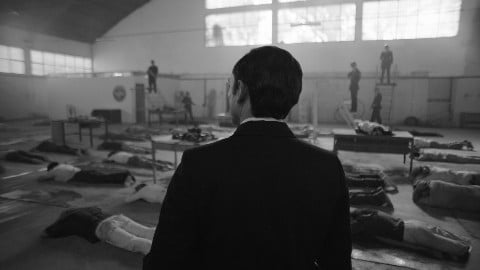 L'Hangar Rosso, morale e dovere: la recensione del film su una vera storia avvenuta durante il golpe in Cile