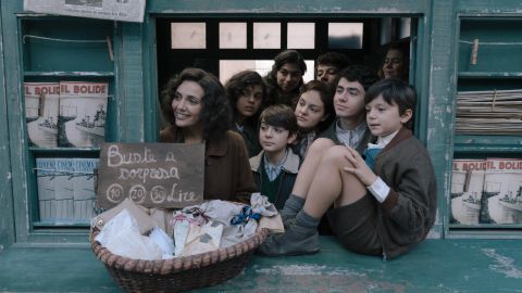 La Famiglia Panini - L'avventura delle figurine: le prime immagini e il teaser trailer della nuova serie con Serena Rossi