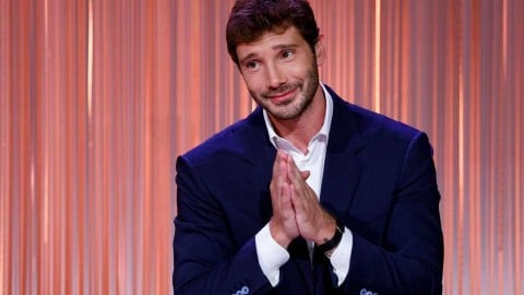 Sanremo 2027, addio alle Nuove Proposte: Stefano De Martino cambia tutto