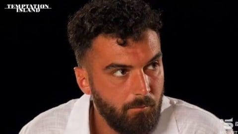 Tempation Island, l'opinione della quinta puntata: Andrea si redime "Lei è una santa uagliò"