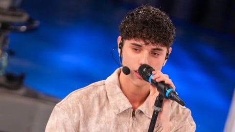 Amici 25, Riccardo Stimolo e le accuse di omofobia, spunta un retroscena: "Mi è crollato il mondo addosso"
