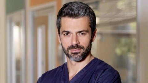 Doc - Nelle tue mani 4, slitta la data del debutto: Luca Argentero non torna più a settembre