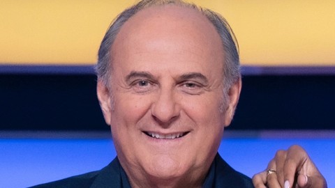 La Ruota della Fortuna, Gerry Scotti festeggia i 70 anni con una puntata speciale