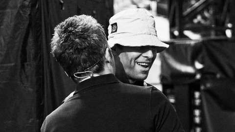As Liam & Noel intended: ecco il trailer ufficiale di Oasis: Don't Look Back in Anger