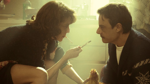 Il fuoco che ti porti dentro, cinema vivo e potente, tra attrazione e repulsione. La recensione del film.