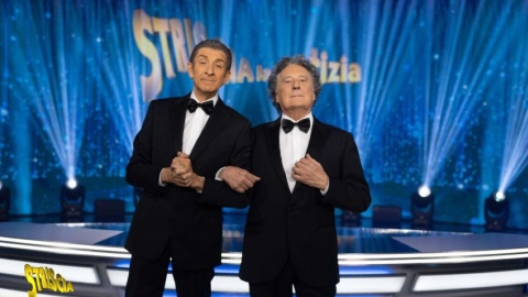 Striscia la Notizia, causa contro Mediaset da parte di molti ex collaboratori: si arriva al Tribunale