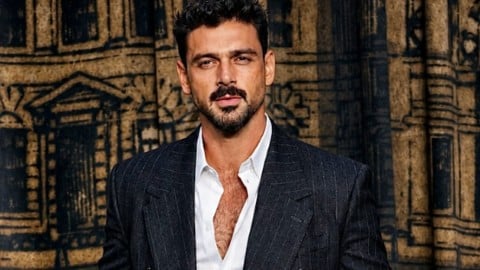 Michele Morrone, alla prima di The Gentlemen con la nuova fidanzata: Chi è Lei e cosa fa nella vita