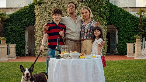 L'estranea: la recensione del film di Paolo Strippoli con Jasmine Trinca in concorso a Venezia