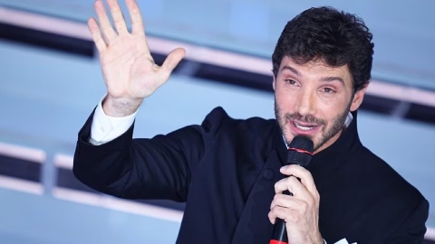 Sanremo 2027, Stefano De Martino vuole una bellissima giornalista di DAZN all'Ariston, e non è Diletta Leotta