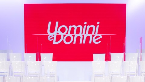 Uomini e Donne: Tina Cipollari, Gianni Sperti, Tinì e Alessandra Mussolini annunciano la nuova stagione
