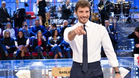 Affari Tuoi, Stefano De Martino fa flop: le novità non convincono, crollano gli ascolti