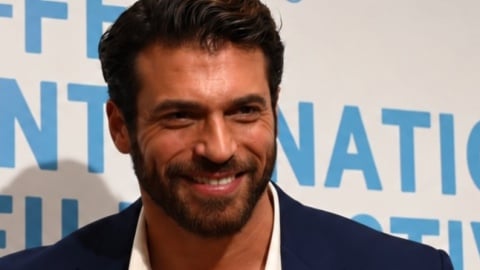 Can Yaman pronto a festeggiare un Compleanno speciale a Milano