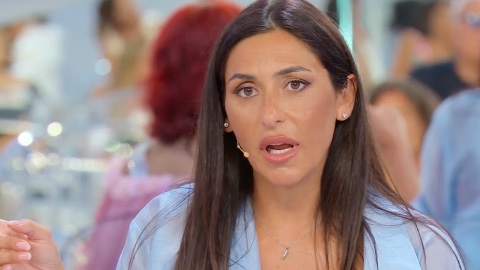 Uomini e Donne, ex dama del trono over smaschera Edoardo e Paola: “Le due versioni non tornano”