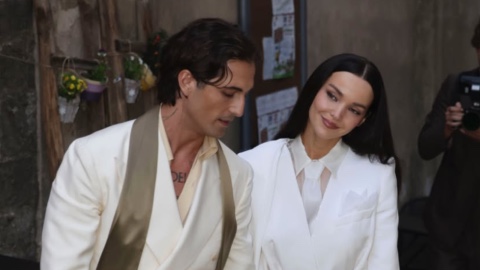 Damiano David e Dove Cameron sposi: le Foto delle nozze e il commento ai Look degli sposi