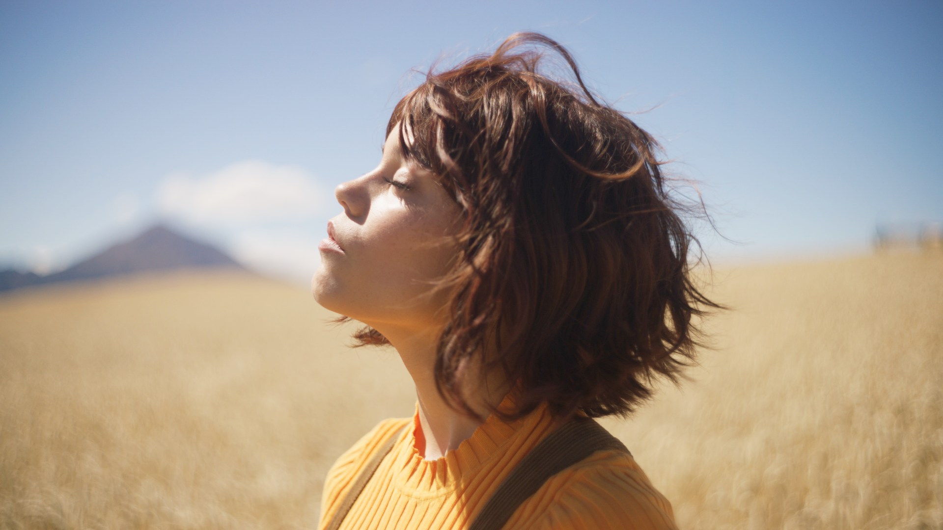 Klara e il sole, il nuovo trailer italiano ufficiale del film con Jenna Ortega, in anteprima alla Festa del Cinema di Roma