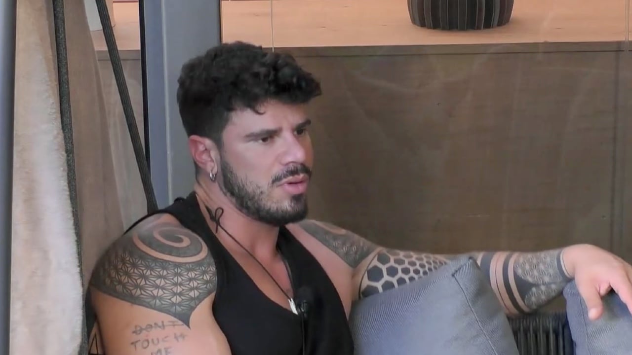 Grande Fratello Vip, l'amarezza di Giancarlo Danto: “Non sono un accollo”