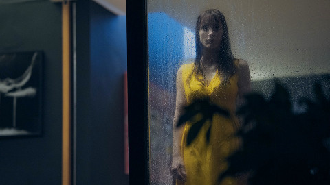 Scivoliamo dietro le quinte dell'orrore: un'esclusiva featurette di Mammina con Jessica Chastain