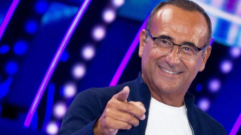 Carlo Conti porta lo Zecchino d’Oro in prima serata: la sfida dei piccoli talenti su Rai1