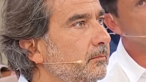 Uomini e Donne, l'opinione della puntata: Davide chiede foto sexy, Martina in esterna con Giacomo