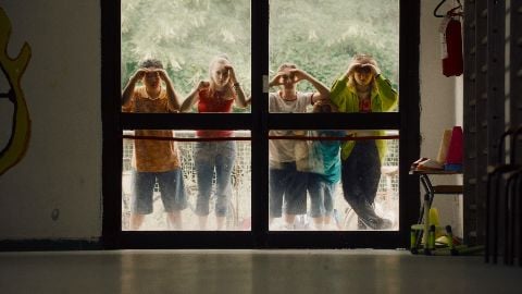 Il Caro Mondo Crudele di una 12enne nel 1999, tra lutti da elaborare e cartoni giapponesi nella testa: la nostra intervista