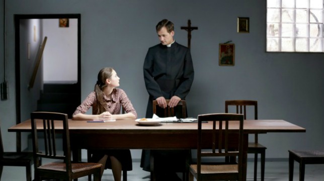 Festival di Berlino 2014: Kreuzweg, la recensione del dramma religioso tedesco