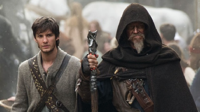 Il settimo figlio - la recensione del fantasy con Jeff Bridges e Julianne Moore