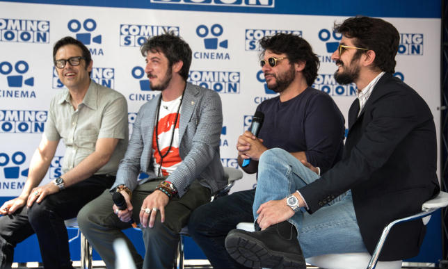 Natale à go go... e champagne: Lillo e Greg, Mandelli e Ruffini raccontano il film di Natale Filmauro