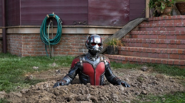 Ant-Man: la recensione del nuovo cinecomic della Marvel con Paul Rudd e Michael Douglas