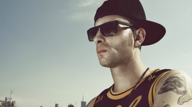 Zeta: intervista al regista Cosimo Alemà, al rapper Clementino e all’attore Salvatore Esposito