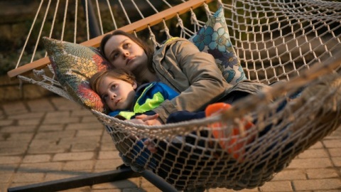 Emma Donoghue ci racconta Room: "La forza di una madre che difende il proprio bambino"