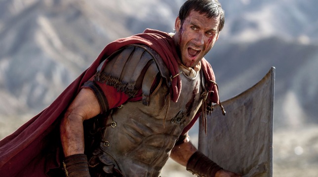 Risorto, recensione del film sulla Resurrezione di Cristo interpretato da Joseph Fiennes