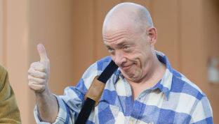 J. K. Simmons in Il mistero del gatto trafitto dal 6 aprile in dvd e streaming