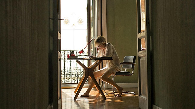 Julieta: la recensione del film di Pedro Almodovar in concorso al Festival di Cannes 2016