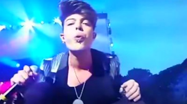 MTV Awards 2016: i The Kolors rifiutano il premio, gestaccio di Stash in diretta