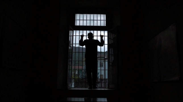 Robinù: recensione del documentario sulla giovane criminalità napoletana di Michele Santoro