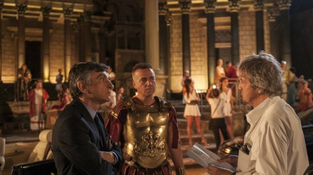 Non si ruba a casa dei ladri: le nostre interviste al regista e al cast