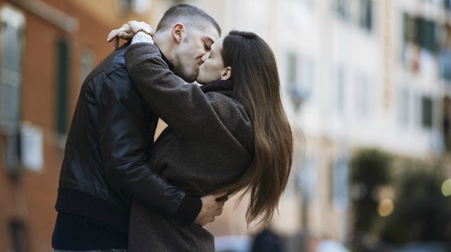 La ragazza del mondo: Michele Riondino, Sara Serraiocco e Marco Danieli presentano il film
