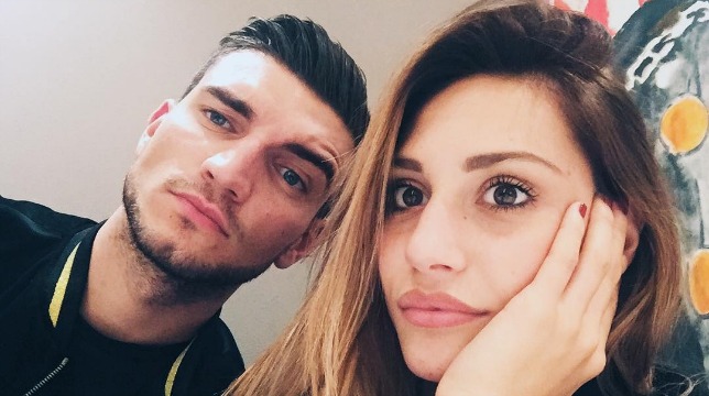Uomini e Donne: Beatrice Valli e Marco Fantini in dolce attesa? La foto che scatena i fan