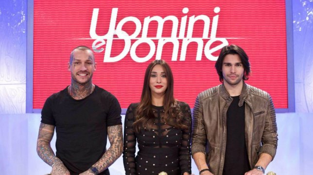Uomini e Donne torna il 9 gennaio: i nuovi tronisti sono Manuel Vallicella, Sonia Lorenzini e Luca Onestini