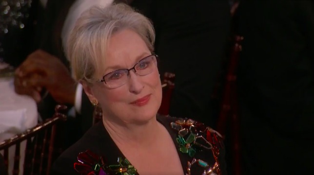 Golden Globes 2017: Viola Davis commuove Meryl Streep presentando il Cecil B. DeMille Award